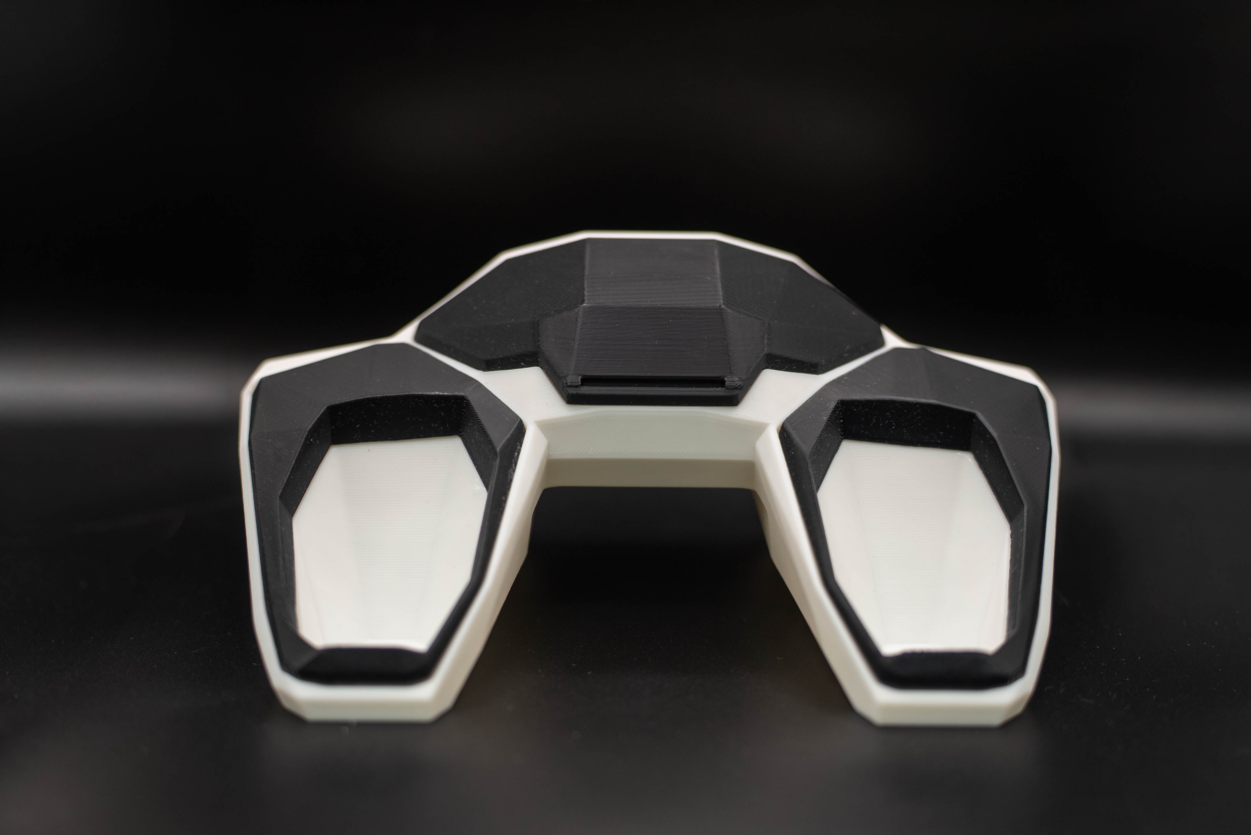 Single controller stand